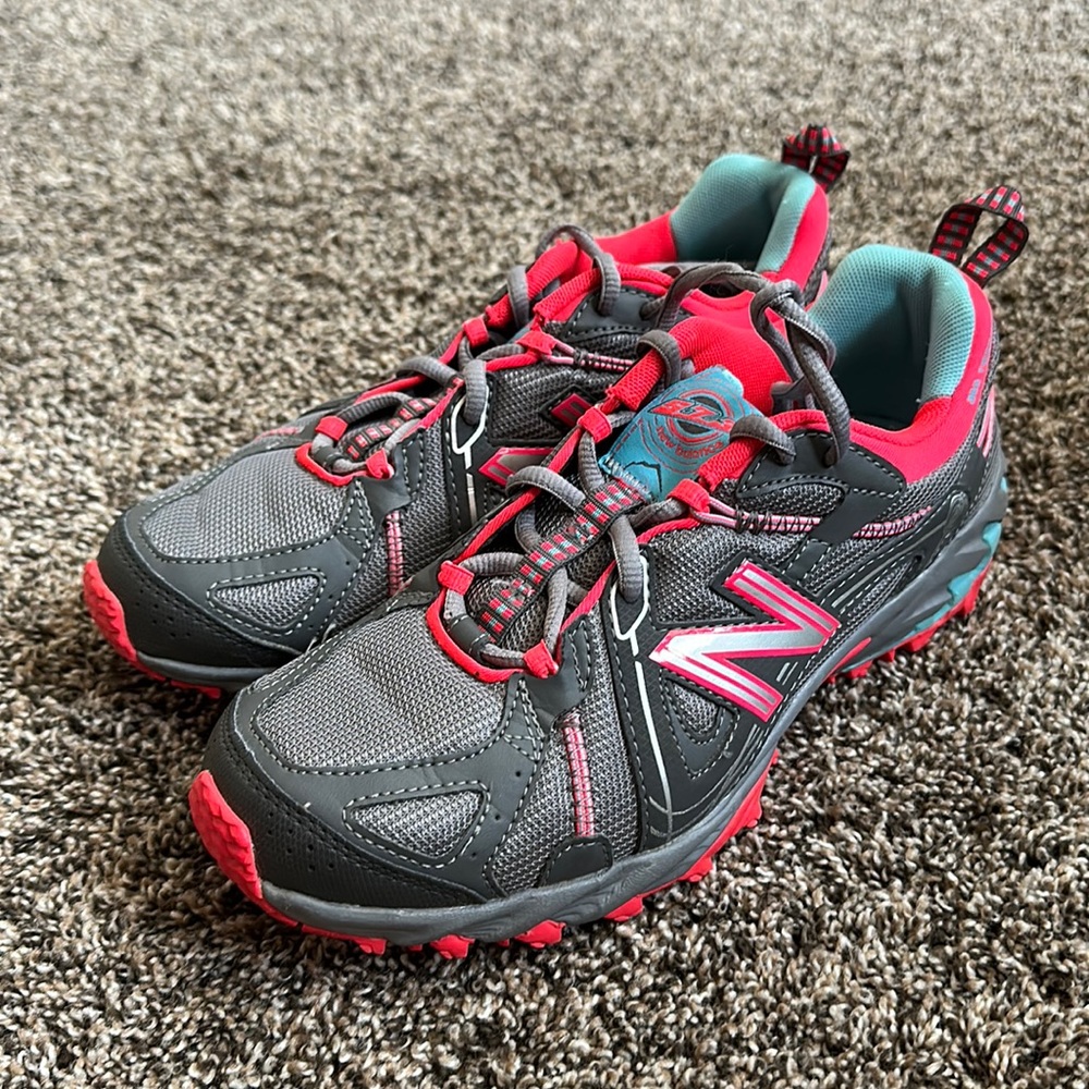 Women’s Size 8.5 New Balance 573 N-Fuse Running Shoes